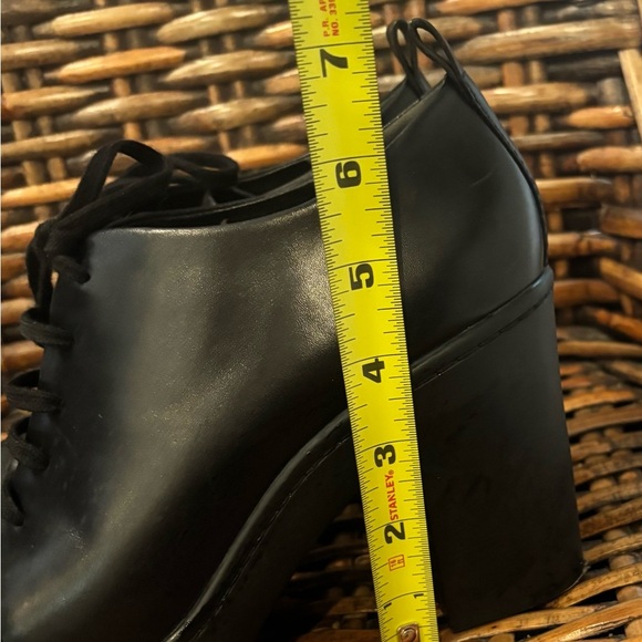 Alexander Wang Black Chunky Heel Lace-Up Shoes in size 9.5/40. Great condition - Picture 11 of 12